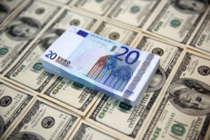 Обмен евро в Киеве