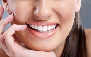 Что стоит знать об отбеливании зубов перед процедурой?