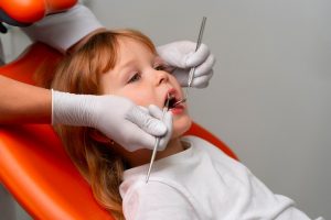 Удаление зубов мудрости у детей: современные методики, процедуры и рекомендации для сохранения здоровья детского зубного ряда