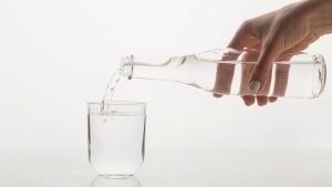 Дистиллированная вода: применение, производство и влияние на здоровье и промышленность