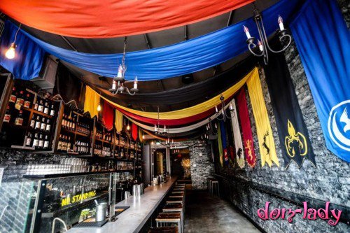 В США открыли бар, стилизованный под «Игру престолов»