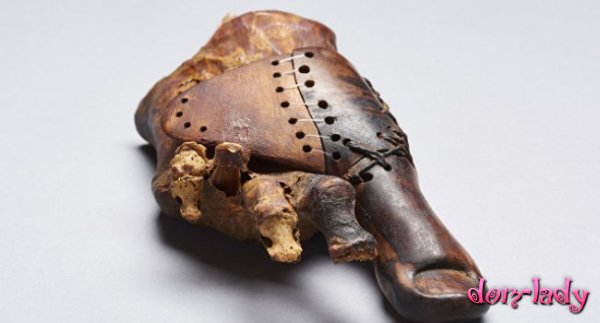 Древнейший на Земле протез ступни нашли в Египте