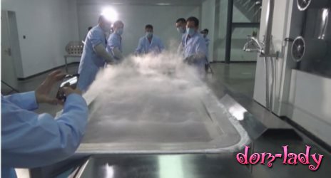 Впервые в Китае проведена полная заморозка тела человека