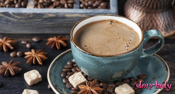 4 чашки кофе в день могут защитить от диабета и цирроза