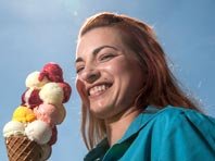 Эксперты не советуют летом есть мороженое, если хотите остаться здоровыми