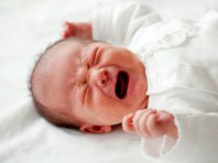 Исследователи выяснили, почему младенцы плачут