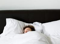 Поза, в которой человек спит, может повлиять на его здоровье