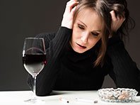 Женский алкоголизм - причина каждого седьмого развода