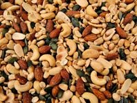 Орехи, бобовые и капуста помогают набрать мышечную массу