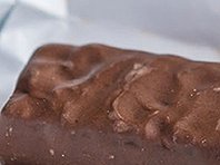 Шоколадные батончики станут полезным продуктом, обещает производитель