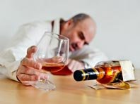 Защитить алкоголиков от проблем со здоровьем возможно, показал эксперимент
