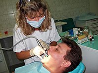 Революция в стоматологии - пломбы, которые противостоят микробным атакам
