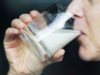 Соевое молоко - лучшая альтернатива коровьему, показало исследование