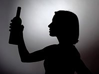 Если хотите завести ребенка, сократите потребление спиртного, советуют врачи