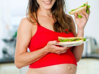 Дефицит витамина В во время беременности увеличивает вероятность экземы у ребенка