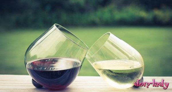 Винные бокалы влияют на увеличение потребления спиртного