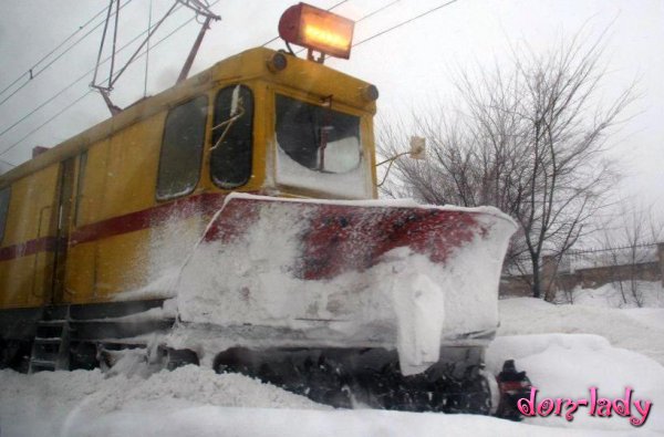 Саратов снег ситуация сегодня 31.01.2019, когда расчистят дороги, ходят ли в Саратове трамваи сегодня 31 января