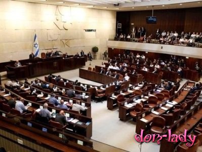Парламент Израиля утвердил в первом чтении законопроект о самороспуске
