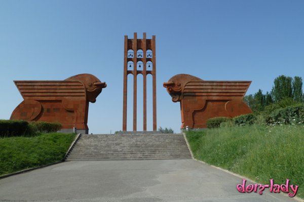 Армения отмечает День Первой Республики