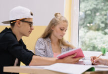 Очная подготовка к ЕГЭ и ОГЭ в Томске: качественное обучение в центре «100 баллов»