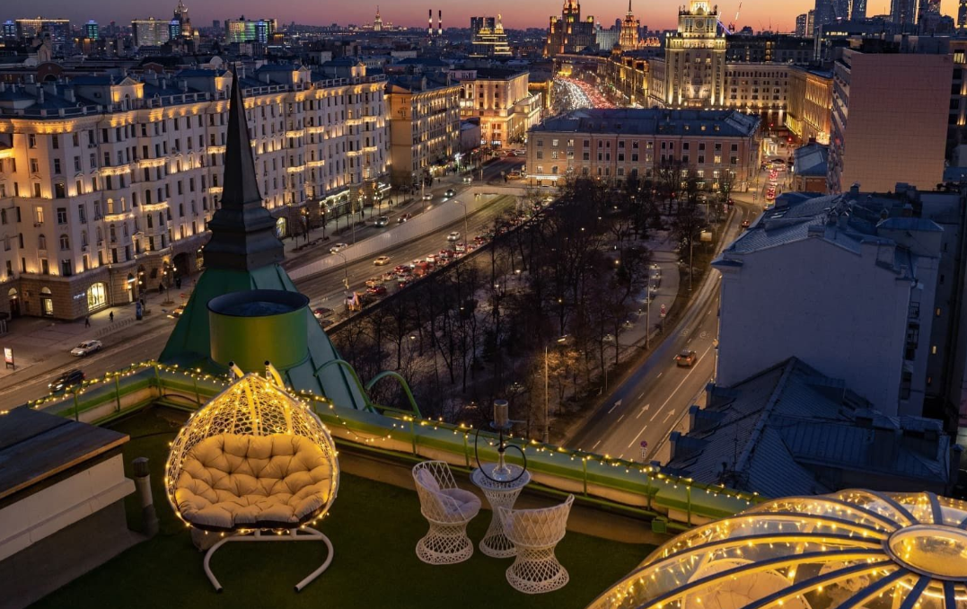 Свидание на крыше: романтика под открытым небом