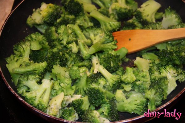 Что можно приготовить из капусты брокколи?