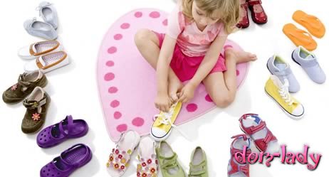 Как правильно выбирать обувь для девочек?