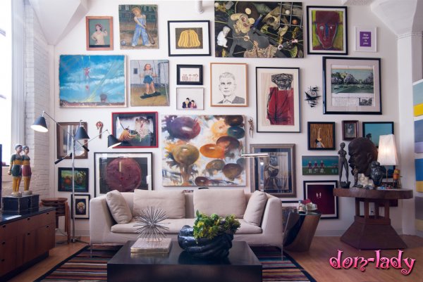 Как украсить квартиру оригинальными произведениями искусства
