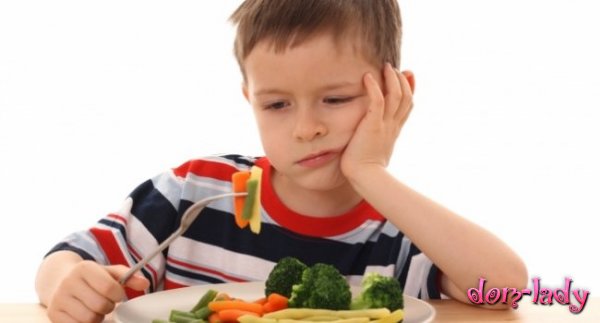Ученые нашли объяснение придирчивому отношению детей к еде