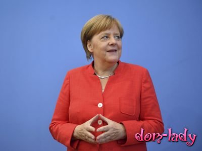 Меркель вступилась за Россию